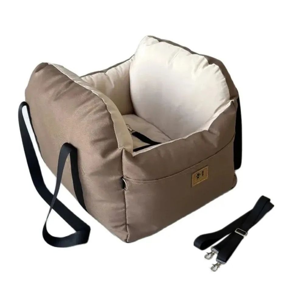 Sir Waggington Ascot booster seat safety belt detail, clips onto a harness for road-legal restraint